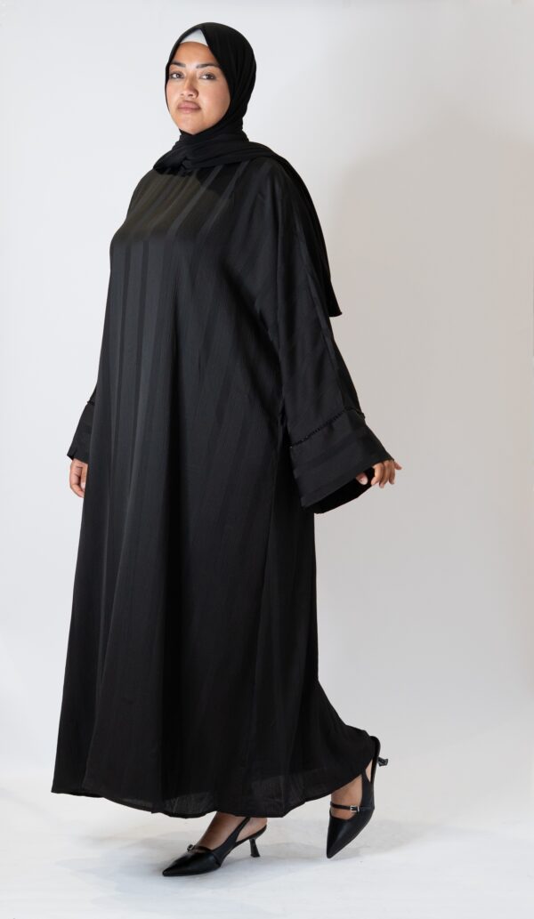 Abaya Lina