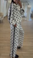 Ensemble à pois